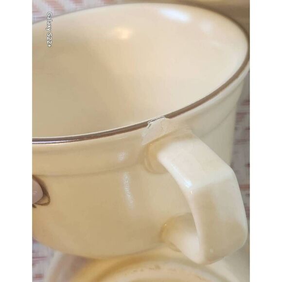 Four Pfaltzgraff villiage stoneware cups, soup pot in another listing - Picture 5 of 6